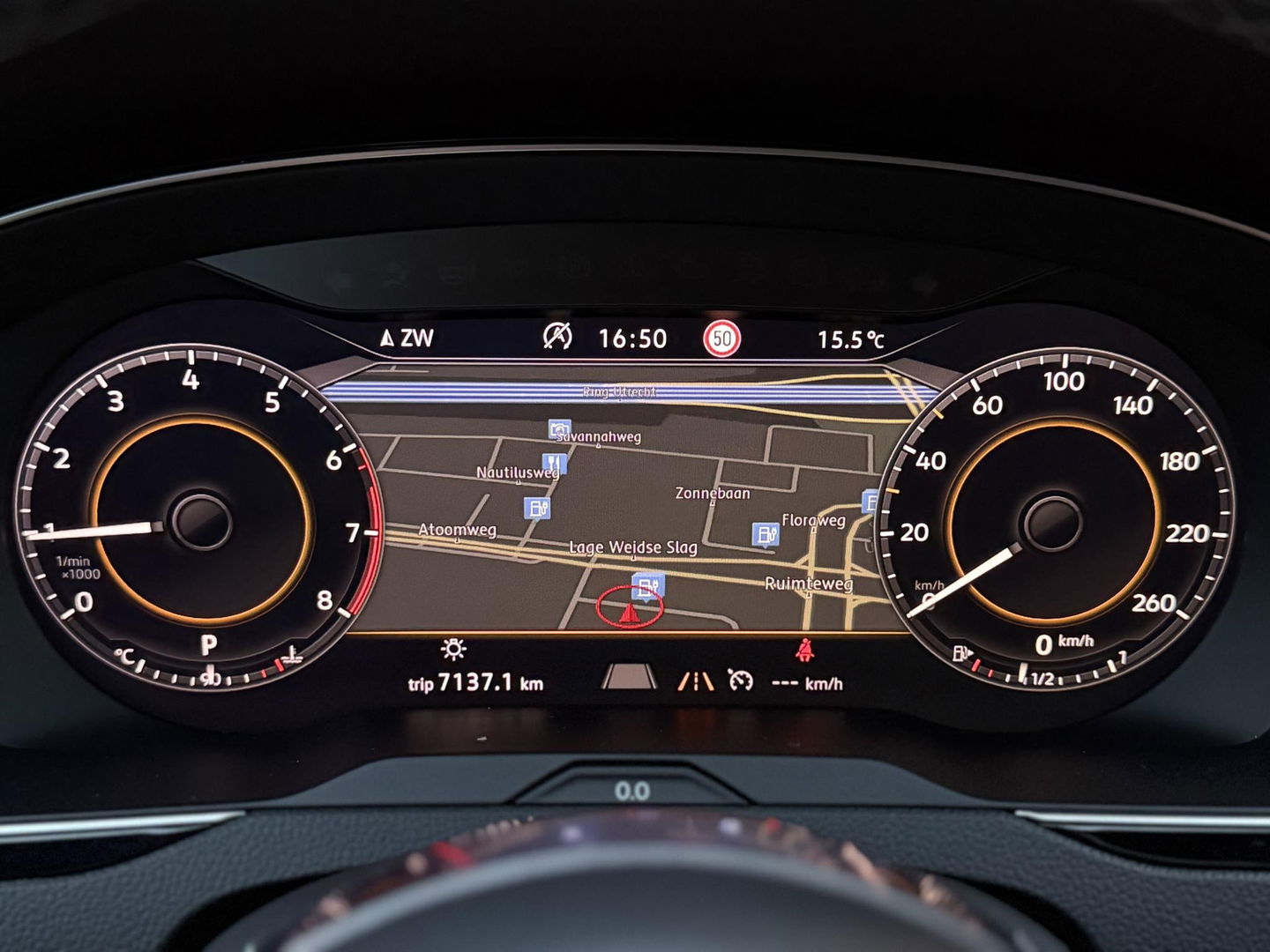 Volkswagen Passat Variant 1.5 TSI Highline Business R |Pano|Leer|360 Cam|Ad.Cruise|Sfeer