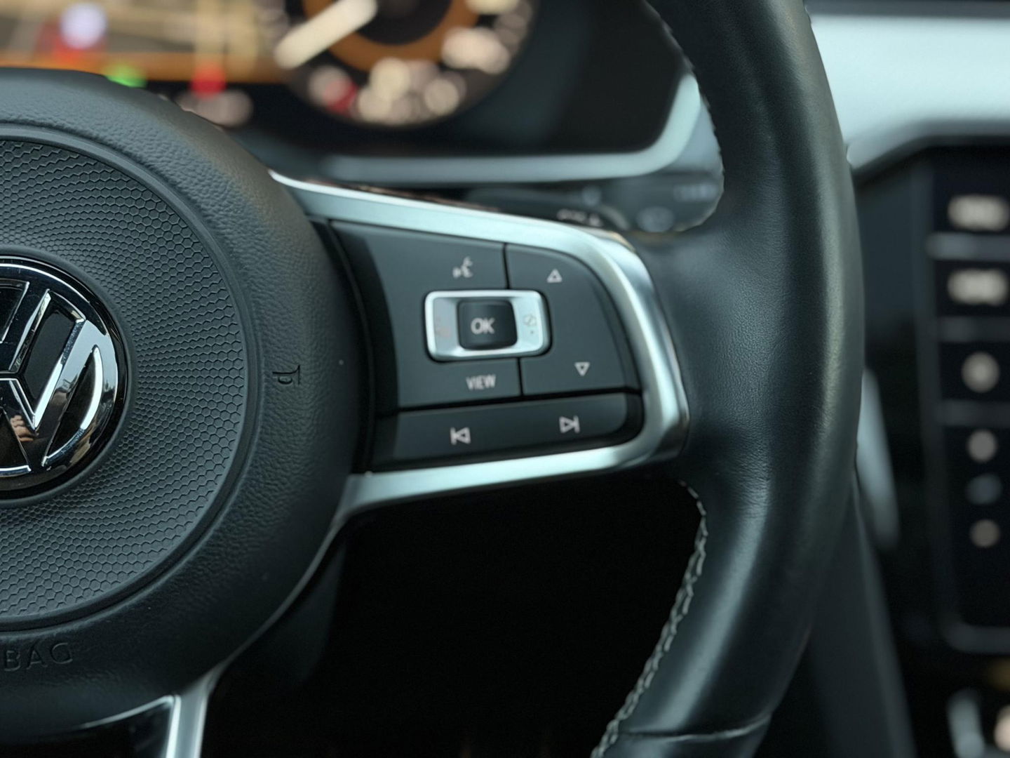 Volkswagen Passat Variant 1.5 TSI Highline Business R |Pano|Leer|360 Cam|Ad.Cruise|Sfeer