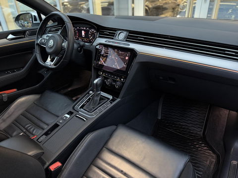 Volkswagen Passat Variant 1.5 TSI Highline Business R |Pano|Leer|360 Cam|Ad.Cruise|Sfeer