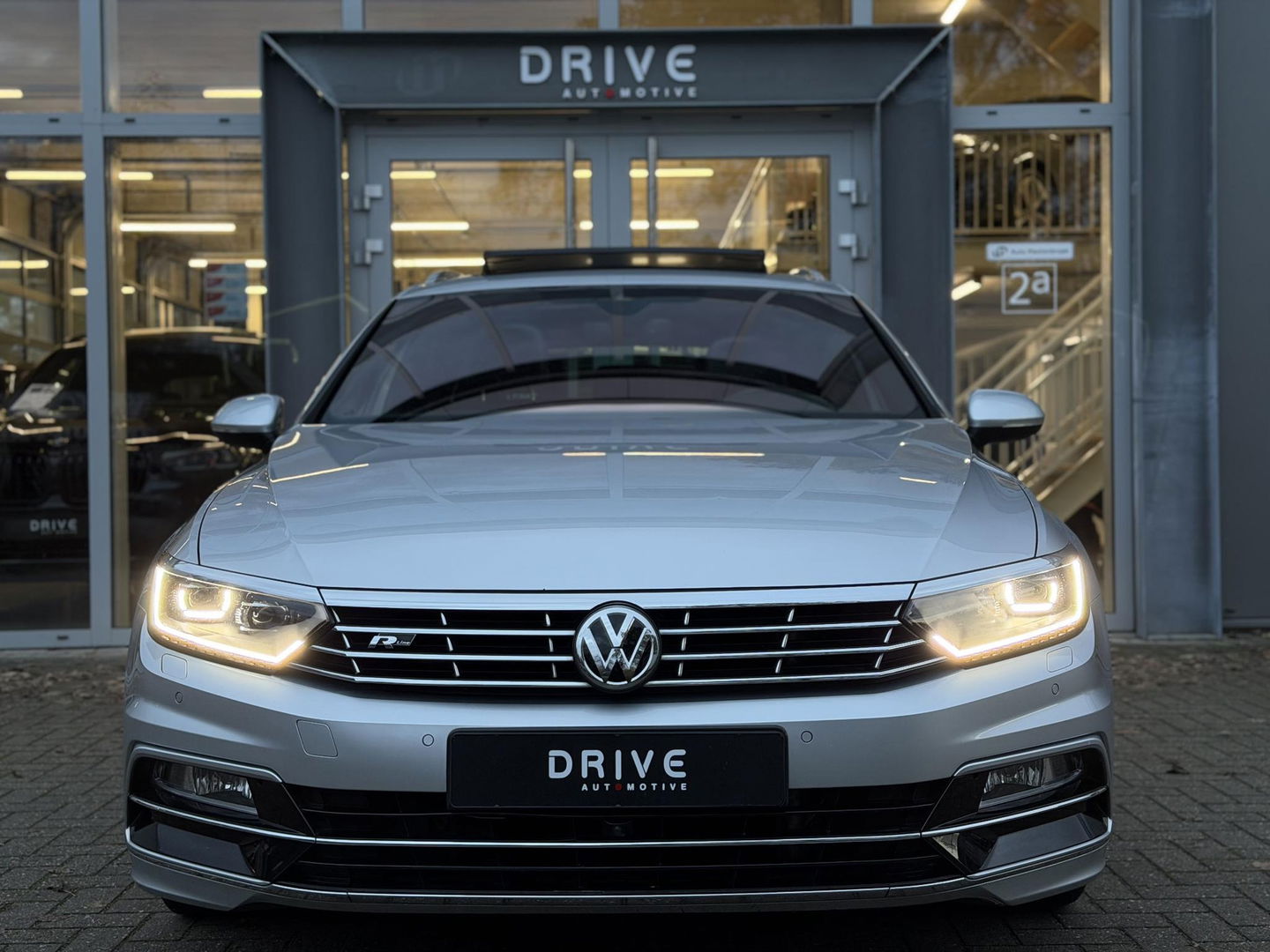 Volkswagen Passat Variant 1.5 TSI Highline Business R |Pano|Leer|360 Cam|Ad.Cruise|Sfeer