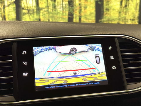 Peugeot 308 1.6 BlueHDi Blue Lease Premium | Apple Carplay | Android Auto | Navigatie | Massage Stoelen | Panoramadak | Afneembare Trekhaak | Camera | Stoelverwarming | LED | DAB |