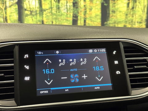 Peugeot 308 1.6 BlueHDi Blue Lease Premium | Apple Carplay | Android Auto | Navigatie | Massage Stoelen | Panoramadak | Afneembare Trekhaak | Camera | Stoelverwarming | LED | DAB |