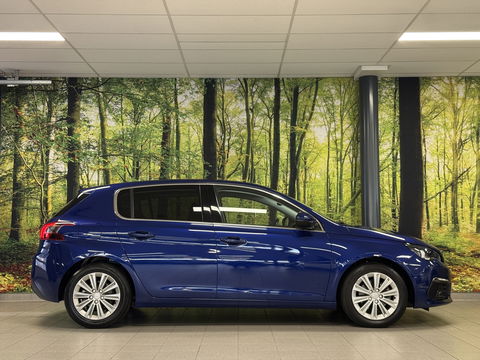 Peugeot 308 1.6 BlueHDi Blue Lease Premium | Apple Carplay | Android Auto | Navigatie | Massage Stoelen | Panoramadak | Afneembare Trekhaak | Camera | Stoelverwarming | LED | DAB |