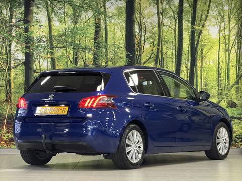 Peugeot 308 1.6 BlueHDi Blue Lease Premium | Apple Carplay | Android Auto | Navigatie | Massage Stoelen | Panoramadak | Afneembare Trekhaak | Camera | Stoelverwarming | LED | DAB |