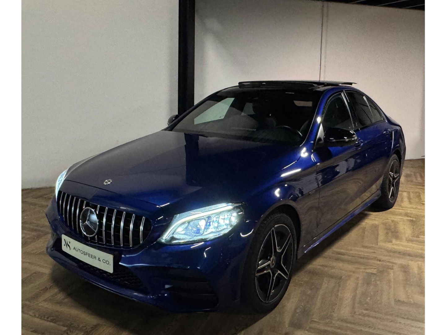 Mercedes-Benz C-Klasse 300 e Business Solution AMG Limited PANO CAM