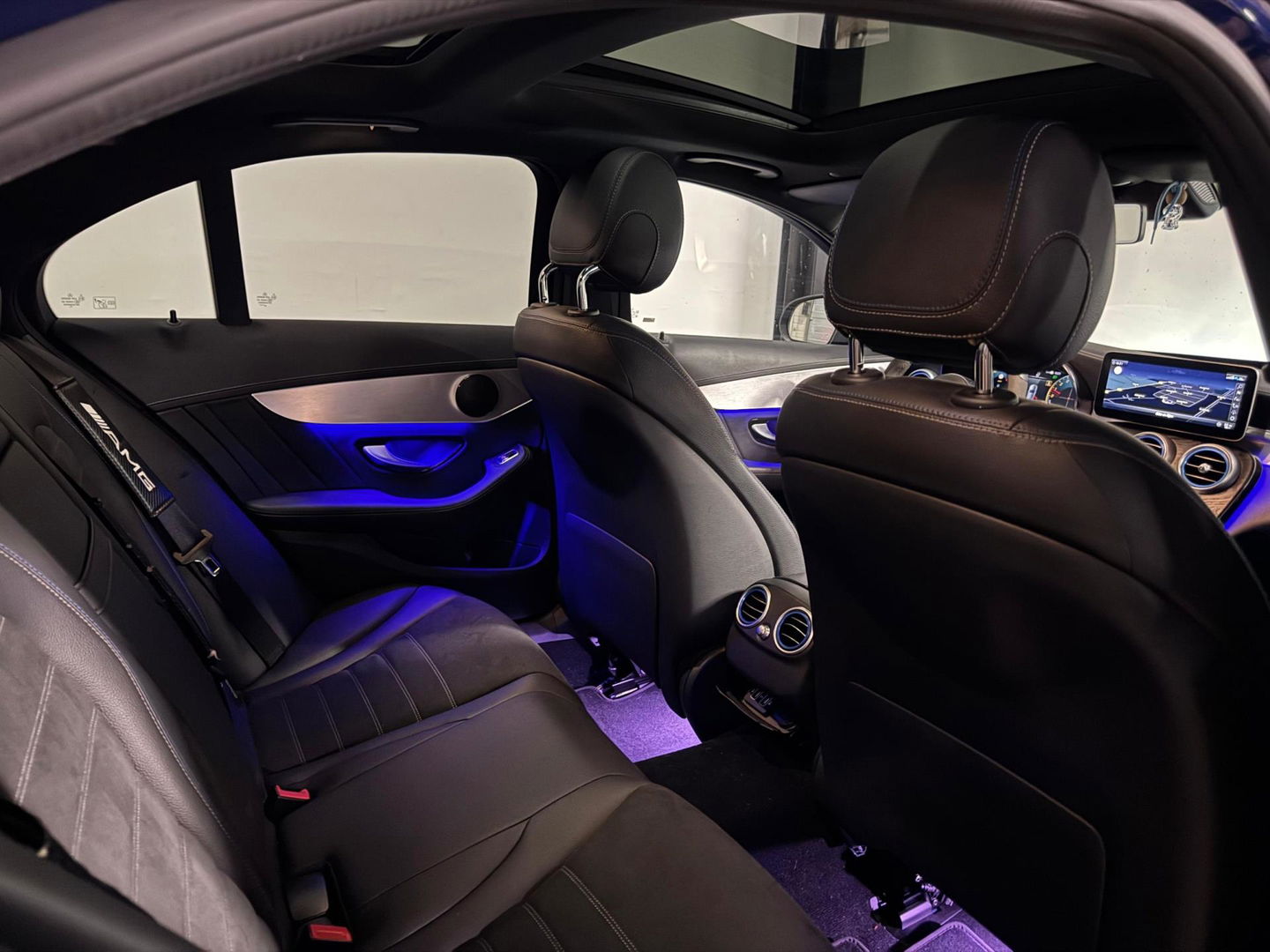 Mercedes-Benz C-Klasse 300 e Business Solution AMG Limited PANO CAM