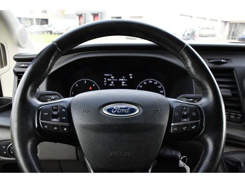 Ford Transit 350 2.0 TDCI L3H2 Black Edition Cruise, Camera, Carplay, 130pk, Trekhaak, Multimedia, NAVI Uniek!
