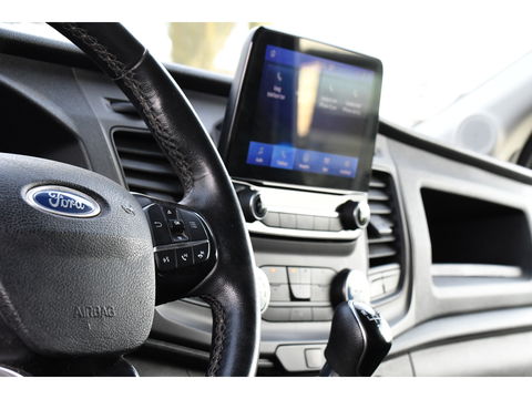 Ford Transit 350 2.0 TDCI L3H2 Black Edition Cruise, Camera, Carplay, 130pk, Trekhaak, Multimedia, NAVI Uniek!