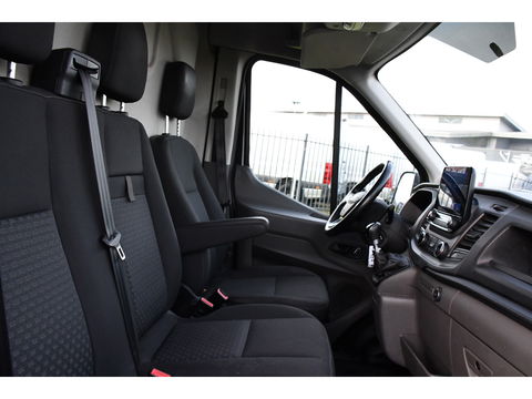 Ford Transit 350 2.0 TDCI L3H2 Black Edition Cruise, Camera, Carplay, 130pk, Trekhaak, Multimedia, NAVI Uniek!