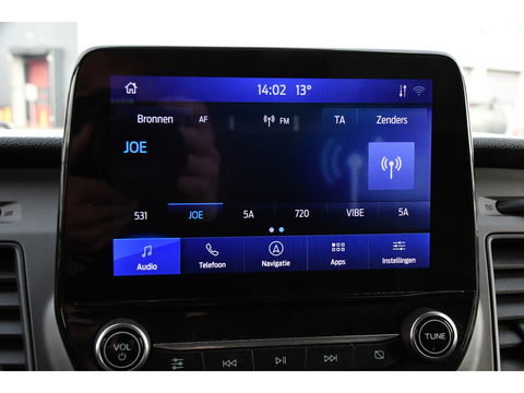 Ford Transit 350 2.0 TDCI L3H2 Black Edition Cruise, Camera, Carplay, 130pk, Trekhaak, Multimedia, NAVI Uniek!