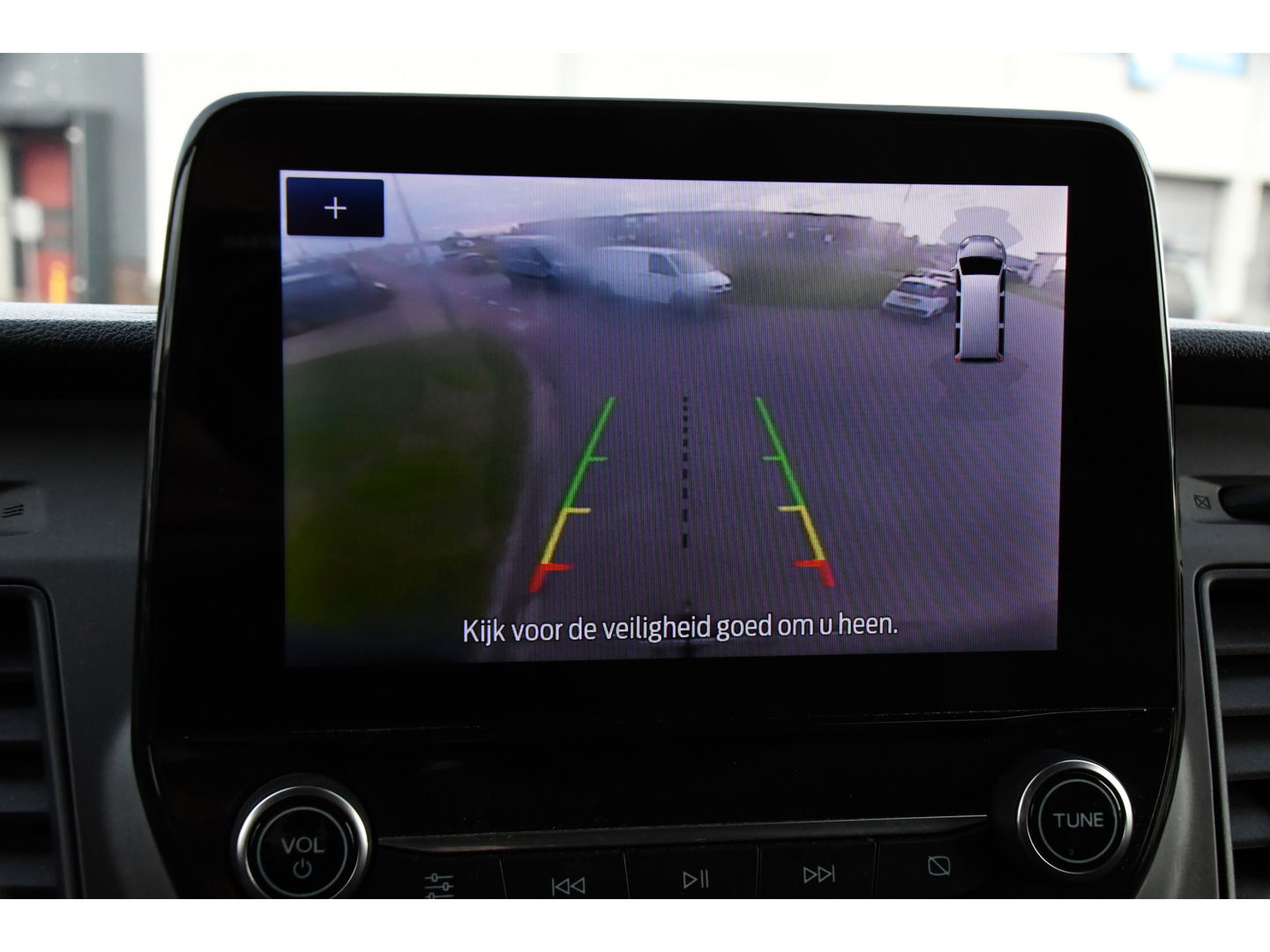 Ford Transit 350 2.0 TDCI L3H2 Black Edition Cruise, Camera, Carplay, 130pk, Trekhaak, Multimedia, NAVI Uniek!