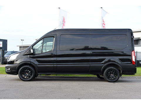 Ford Transit 350 2.0 TDCI L3H2 Black Edition Cruise, Camera, Carplay, 130pk, Trekhaak, Multimedia, NAVI Uniek!