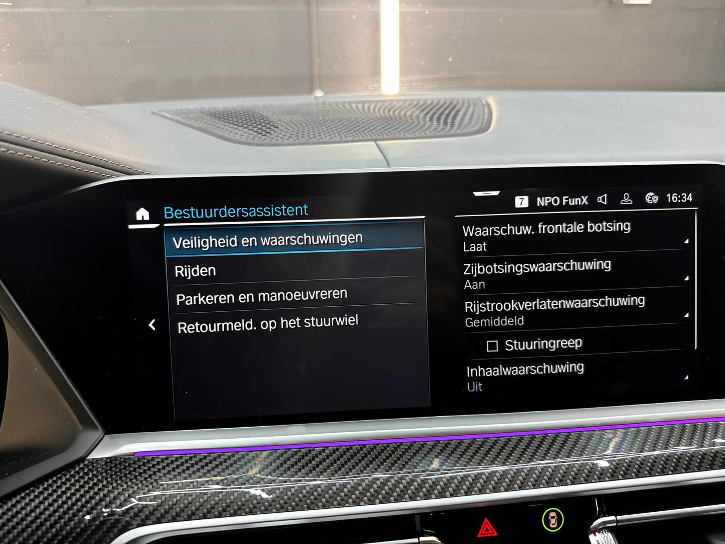 BMW X5 XDrive45e M Sport Pano|M Seat|HuD|Massage|Trekh|Carbon