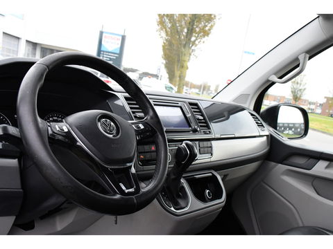 Volkswagen Transporter 2.0 TDI L2H1 Black Edition Highline Adaptieve Cruise, Camera, Carplay, Leder, Trekhaak, Sensoren, 150pk, Automaat, Uniek!