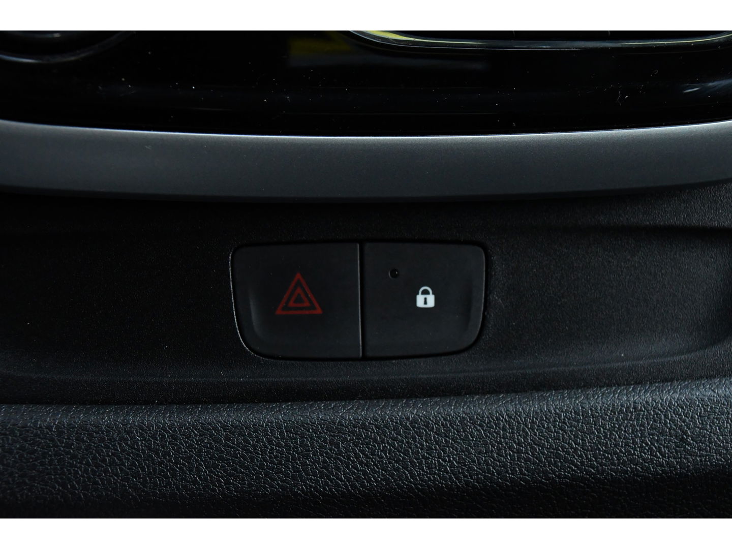 Opel Vivaro 1.6 CDTI L2H1 Irmscher Sport Camera, Cruise, Leder, Stoelverwarming, 145pk, Multimedia, NAVI, Clima, Uniek!