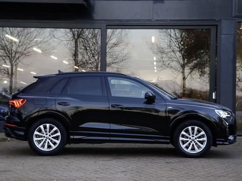 Audi Q3 40 TFSI 190pk Quattro Aut. S line Trekhaak wegkl. Sfeerverl. Virtual Cockpit