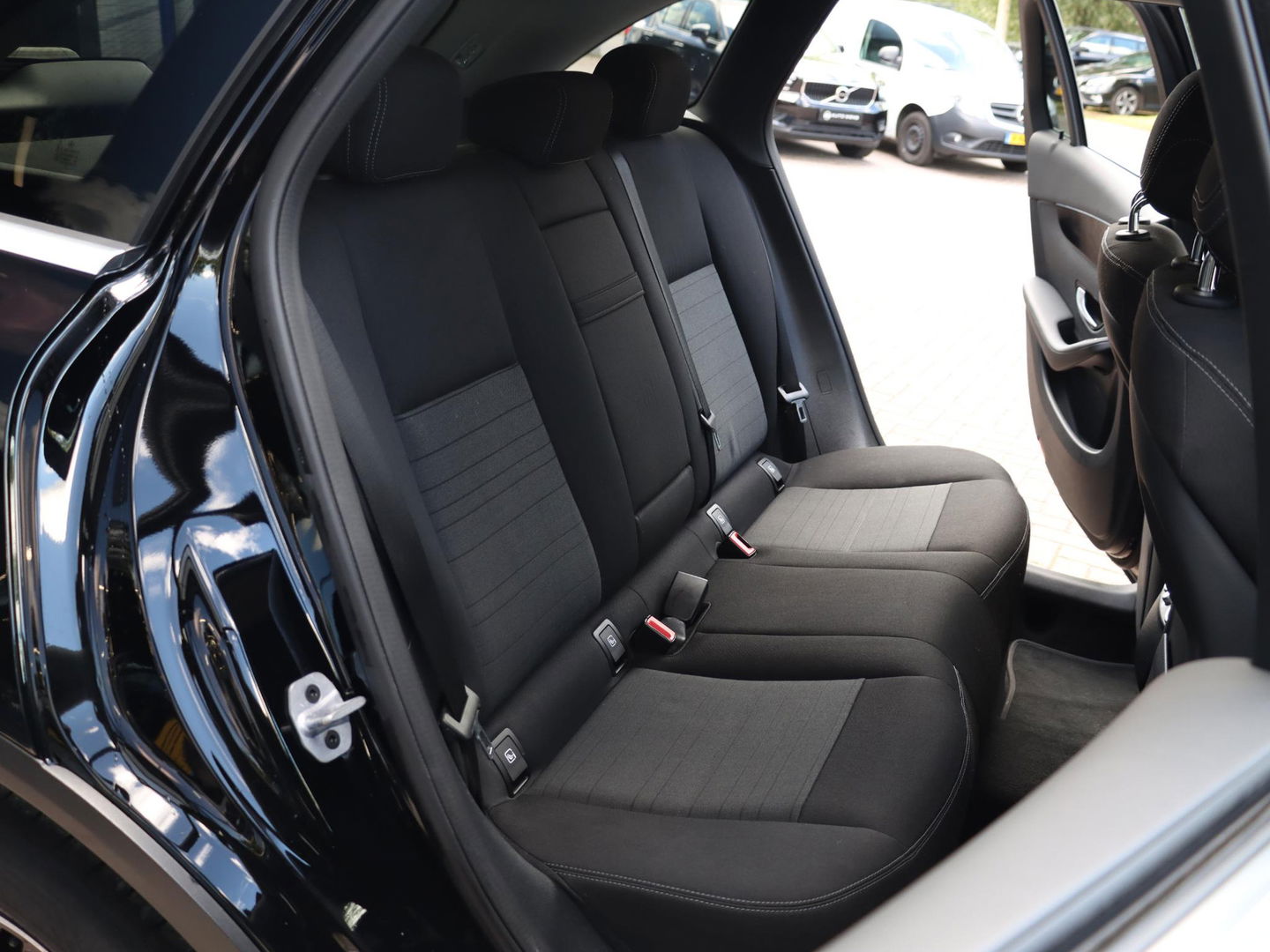 Mercedes-Benz GLC 300e 4MATIC Business Solution 320pk