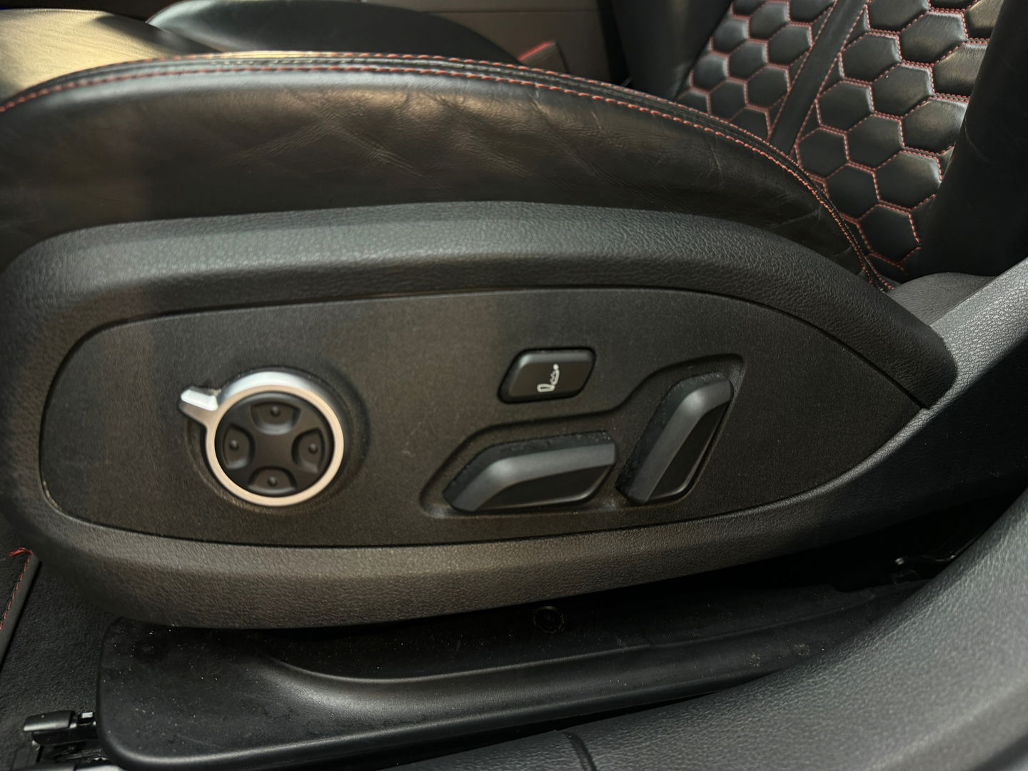 Audi RS4 Avant 2.9 TFSI Quattro Pano|HuD|B&O|Massage|360Cam