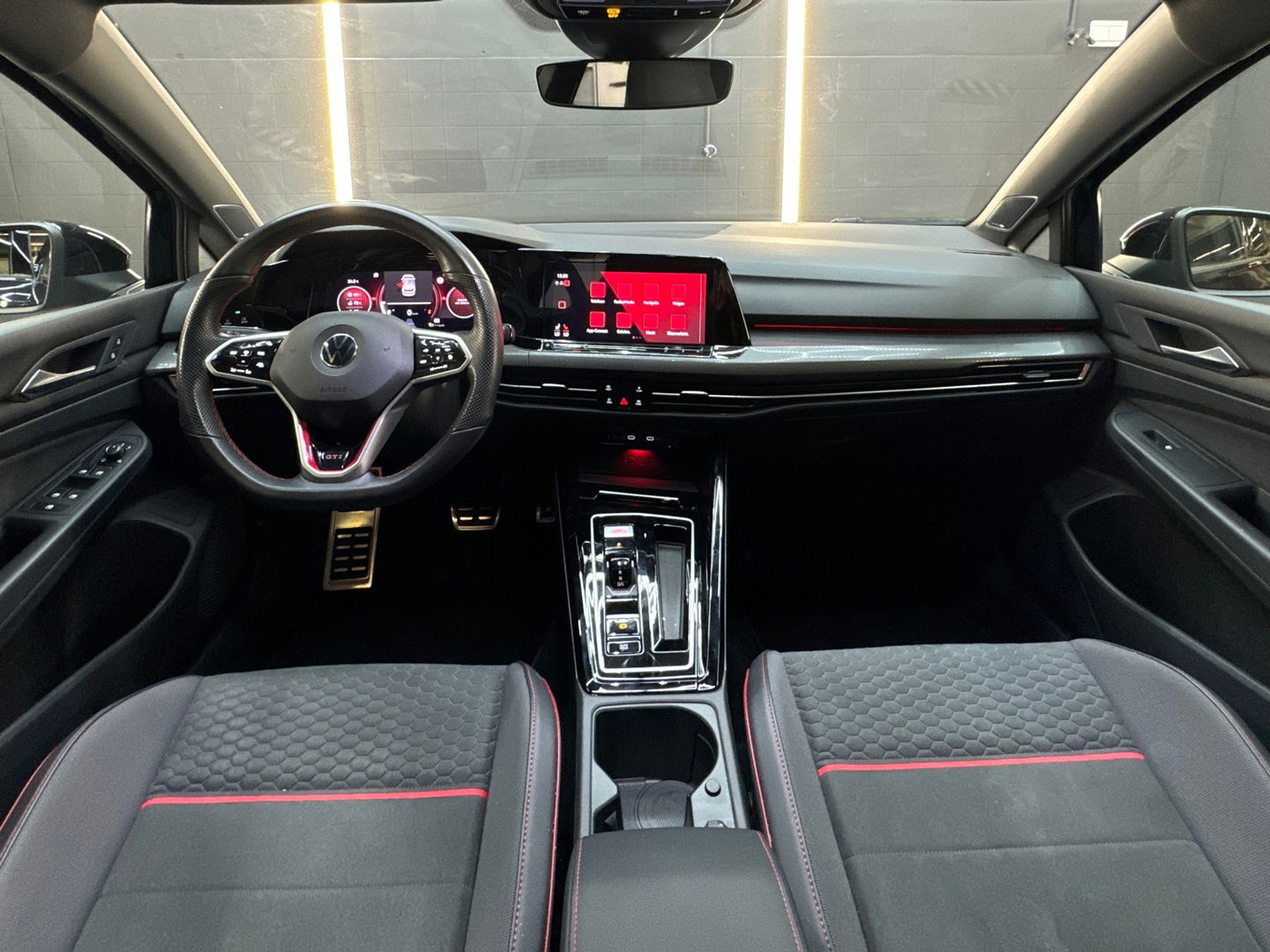 Volkswagen Golf 2.0 TSI GTI Clubsport Pano|H/K|HuD|Keyles|IQ