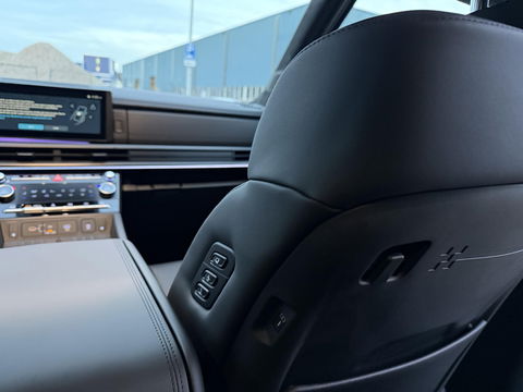 Hyundai Santa Fe 1.6 T-GDI PHEV Black Line 4WD 7p. Full options