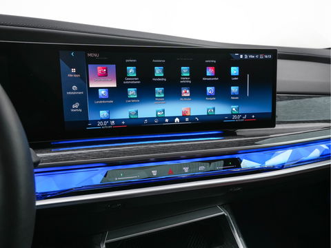 BMW i7 eDrive50 106 kWh M-Sportpack [ 3-Fase ] {SOH-97%} (INCL.BTW) *PANO | HEAD-UP | LUXURY-LEATHER | FULL-LED | BLIND-SPOT | BOWERS&WILKINS | MEMORY-PACK | TOP-VIEW | VENTILATED/HEATED-COMFORTSEATS | SOFT-CLOSE | WIDE-SREEN-DIGICOCKPIT | KEYLESS