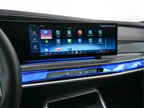 BMW i7 eDrive50 106 kWh M-Sportpack [ 3-Fase ] {SOH-97%} (INCL.BTW) *PANO | HEAD-UP | LUXURY-LEATHER | FULL-LED | BLIND-SPOT | BOWERS&WILKINS | MEMORY-PACK | TOP-VIEW | VENTILATED/HEATED-COMFORTSEATS | SOFT-CLOSE | WIDE-SREEN-DIGICOCKPIT | KEYLESS