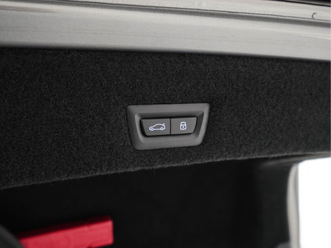 BMW i7 eDrive50 106 kWh M-Sportpack [ 3-Fase ] {SOH-97%} (INCL.BTW) *PANO | HEAD-UP | LUXURY-LEATHER | FULL-LED | BLIND-SPOT | BOWERS&WILKINS | MEMORY-PACK | TOP-VIEW | VENTILATED/HEATED-COMFORTSEATS | SOFT-CLOSE | WIDE-SREEN-DIGICOCKPIT | KEYLESS