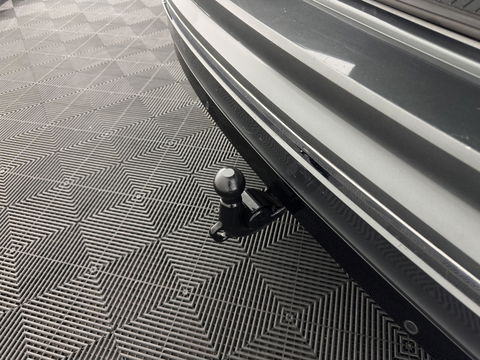 Volkswagen Tiguan 1.5 TSI Comfortline Business (INCL.BTW) *PANO | FULL-LED | ADAPTIVE-CRUISE | DIGI-COCKPIT | HEATED-COMFORTSEATS | NAV-FULLMAP | DAB+ | ECC | PDC | 19''ALU | TOWBAR*