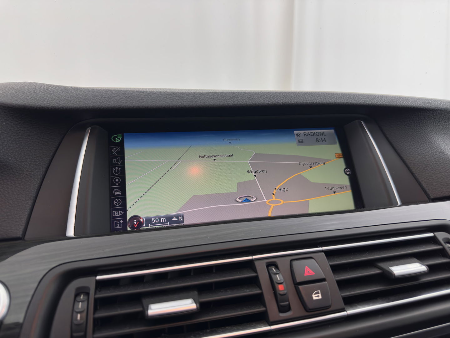 BMW 5 Serie 518d Luxury-Line High Executive Aut. *PANO | LUXURY-LEATHER | BI-XENON | NAVI-FULLMAP | HEATED-COMFORTSEATS | HIFI-SOUND | CAMERA | ECC | PDC | CRUISE | 18''ALU*