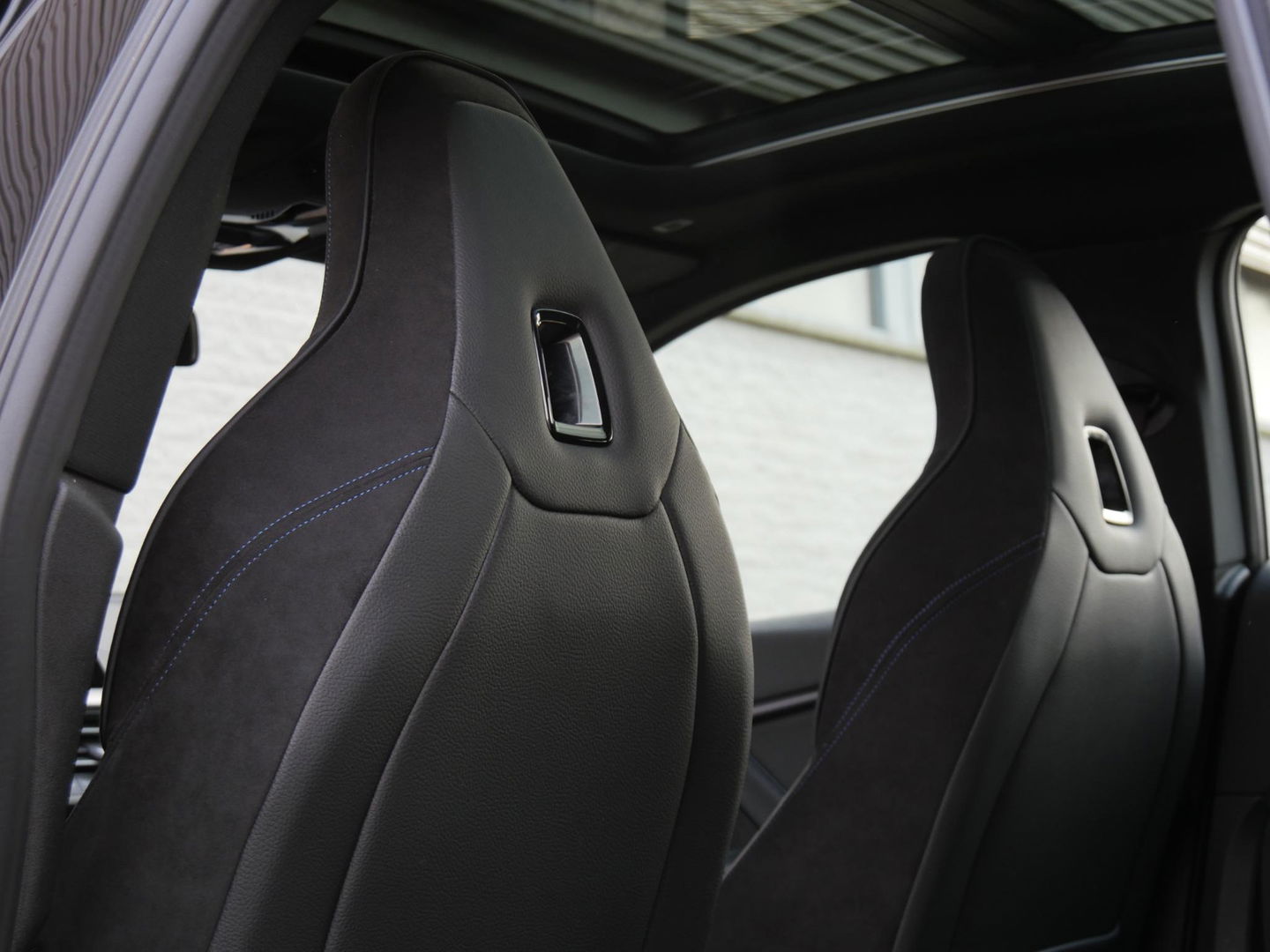 BMW 2 Serie GRAN COUPE 218i M-SPORT/ PANORAMADAK/ SCHAALSTOELEN/ PARKING PACK