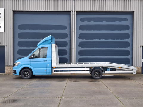 Volkswagen Crafter 35 2.0 TDI L4 Trendline OPRIJWAGEN / AMBULANCE / TRAILER / EURO 6 / LAADVERMOGEN 1500 KG !!