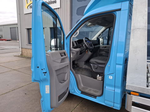 Volkswagen Crafter 35 2.0 TDI L4 Trendline OPRIJWAGEN / AMBULANCE / TRAILER / EURO 6 / LAADVERMOGEN 1500 KG !!