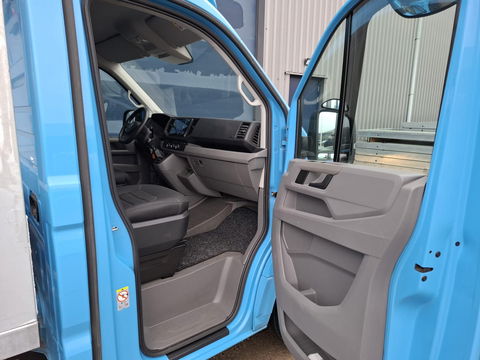 Volkswagen Crafter 35 2.0 TDI L4 Trendline OPRIJWAGEN / AMBULANCE / TRAILER / EURO 6 / LAADVERMOGEN 1500 KG !!