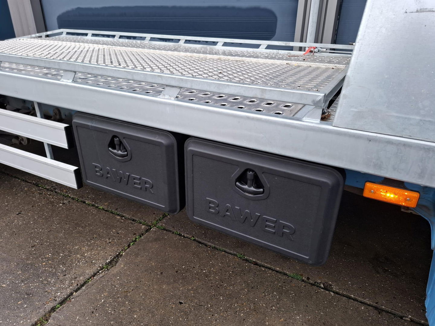 Volkswagen Crafter 35 2.0 TDI L4 Trendline OPRIJWAGEN / AMBULANCE / TRAILER / EURO 6 / LAADVERMOGEN 1500 KG !!