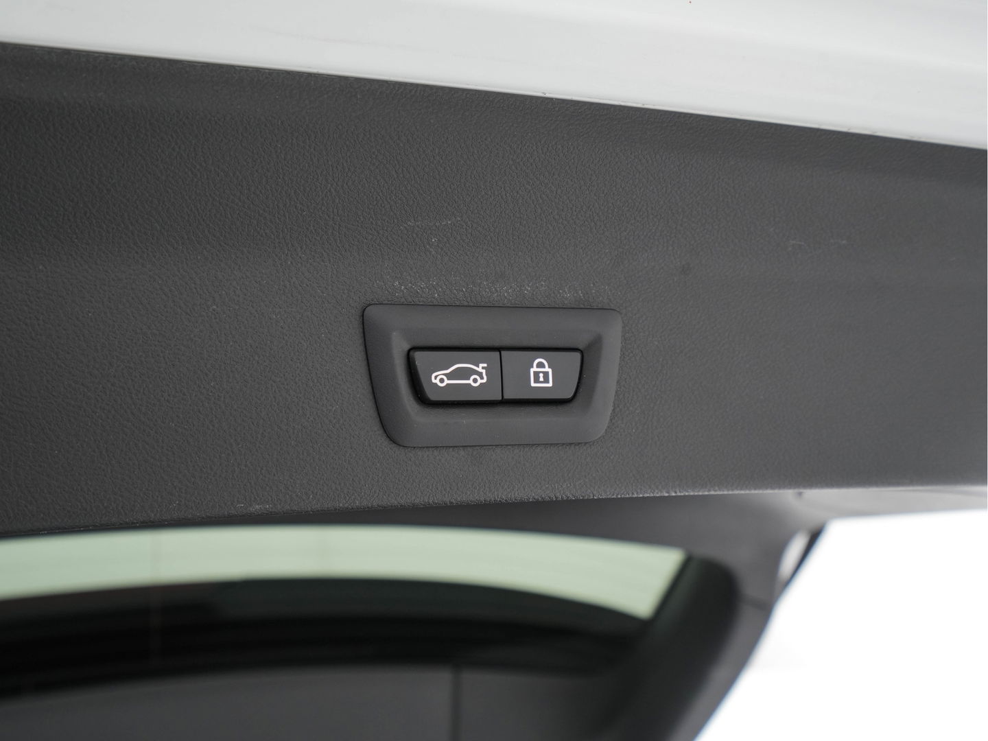 BMW iX3 High Executive 80 kWh {SOH-100%} [ 3-Fase ] (INCL.BTW) Aut. *PANO | HEAD-UP | LUXURY-LEATHER | ADAPTIVE-CRUISE | FULL-LED | BLIND-SPOT | MEMORY-PACK | DIGI-COCKPIT | HEATED-COMFORTSEATS | KEYLESS | TOP-VIEW | DAB+ | NAVI | TOWBAR | 20'