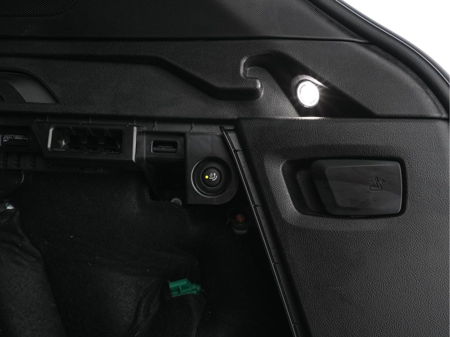 BMW iX3 High Executive 80 kWh {SOH-100%} [ 3-Fase ] (INCL.BTW) Aut. *PANO | HEAD-UP | LUXURY-LEATHER | ADAPTIVE-CRUISE | FULL-LED | BLIND-SPOT | MEMORY-PACK | DIGI-COCKPIT | HEATED-COMFORTSEATS | KEYLESS | TOP-VIEW | DAB+ | NAVI | TOWBAR | 20'