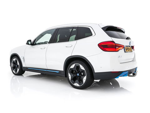BMW iX3 High Executive 80 kWh {SOH-100%} [ 3-Fase ] (INCL.BTW) Aut. *PANO | HEAD-UP | LUXURY-LEATHER | ADAPTIVE-CRUISE | FULL-LED | BLIND-SPOT | MEMORY-PACK | DIGI-COCKPIT | HEATED-COMFORTSEATS | KEYLESS | TOP-VIEW | DAB+ | NAVI | TOWBAR | 20'