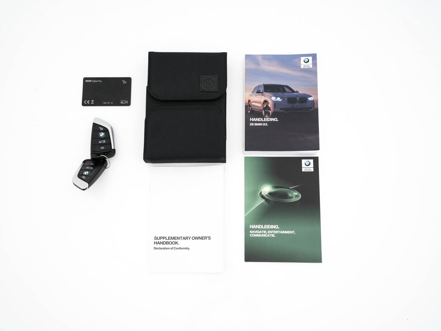 BMW iX3 High Executive 80 kWh {SOH-100%} [ 3-Fase ] (INCL.BTW) Aut. *PANO | HEAD-UP | LUXURY-LEATHER | ADAPTIVE-CRUISE | FULL-LED | BLIND-SPOT | MEMORY-PACK | DIGI-COCKPIT | HEATED-COMFORTSEATS | KEYLESS | TOP-VIEW | DAB+ | NAVI | TOWBAR | 20'