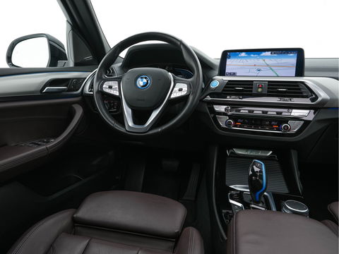 BMW iX3 High Executive 80 kWh {SOH-100%} [ 3-Fase ] (INCL.BTW) Aut. *PANO | HEAD-UP | LUXURY-LEATHER | ADAPTIVE-CRUISE | FULL-LED | BLIND-SPOT | MEMORY-PACK | DIGI-COCKPIT | HEATED-COMFORTSEATS | KEYLESS | TOP-VIEW | DAB+ | NAVI | TOWBAR | 20'