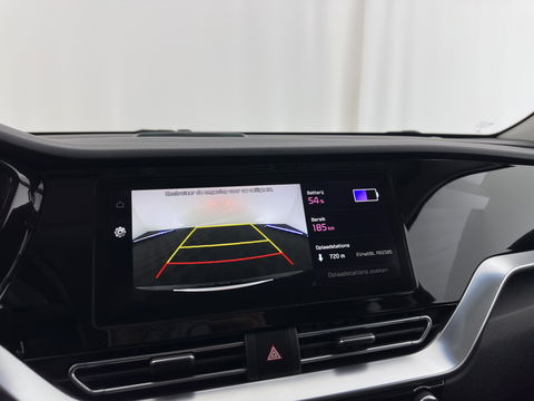 Kia e-Niro ExecutiveLine 64 kWh {SOH-89%}[ 3-Fase ] (INCL-BTW) Aut. *LUXURY-LEATHER | JBL-AUDIO | FULL-LED | NAVI-FULLMAP | DAB | ADAPTIVE-CRUISE | CAMERA | MEMORY-PACK | LANE-ASSIST | CCS-FASTLOADER | KEYLESS | DIGI-COCKPIT | 17"ALU*
