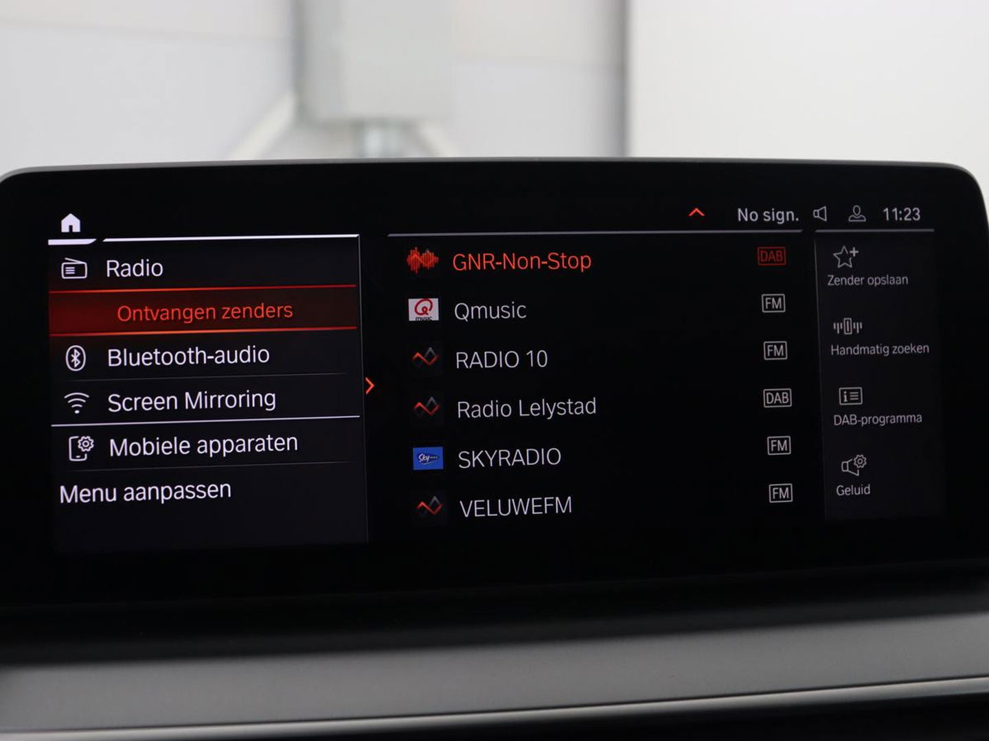 BMW 5 Serie 520i Business Edition Plus | Nappaleder | Stoelverwarming | Carplay | Laserlicht | Navigatie | Live Cockpit | Parkeerhulp | Climate control | Comfortstoelen | Cruise control | Bluetooth