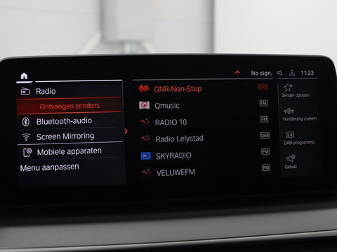 BMW 5 Serie 520i Business Edition Plus | Nappaleder | Stoelverwarming | Carplay | Laserlicht | Navigatie | Live Cockpit | Parkeerhulp | Climate control | Comfortstoelen | Cruise control | Bluetooth