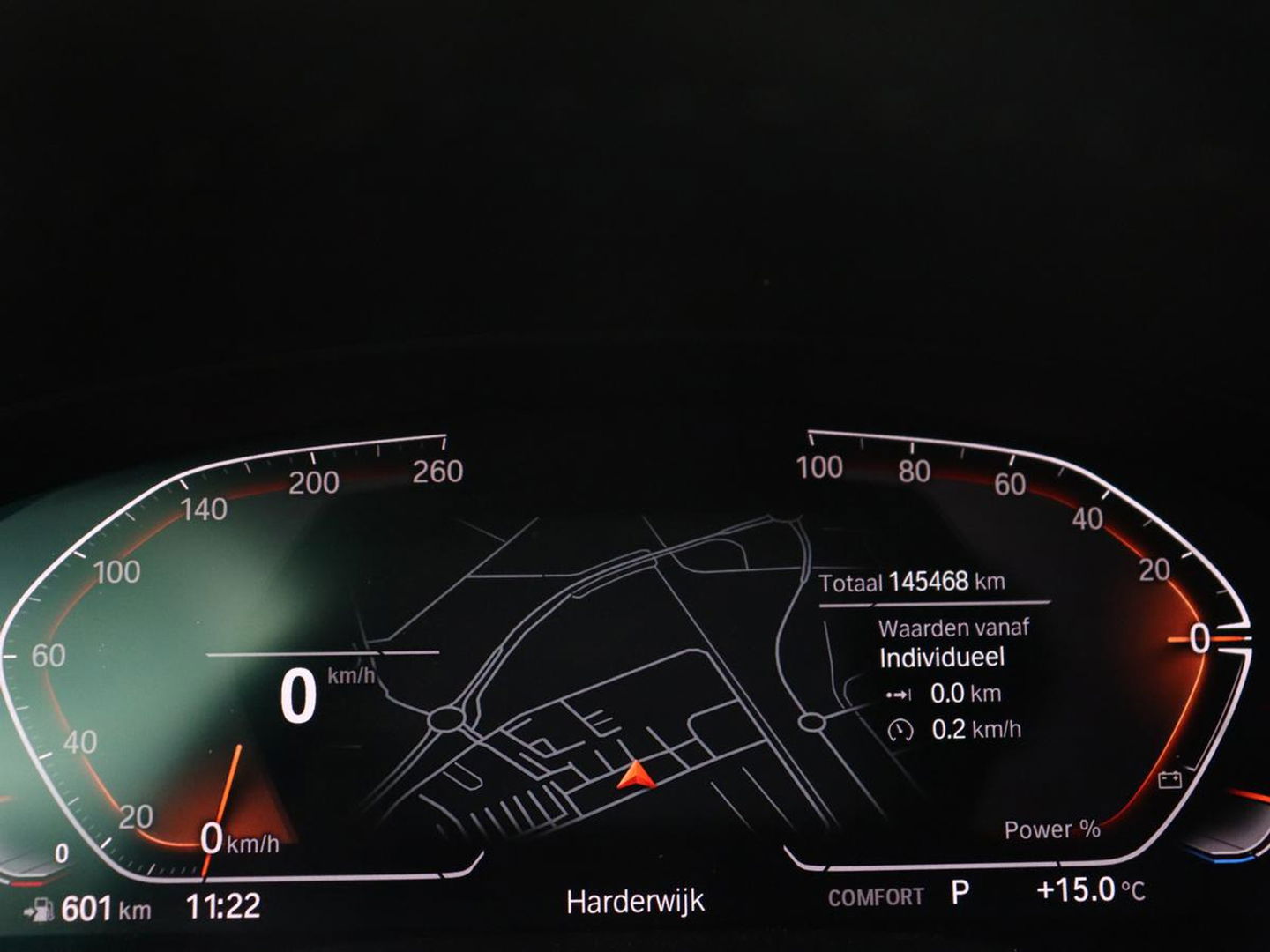 BMW 5 Serie 520i Business Edition Plus | Nappaleder | Stoelverwarming | Carplay | Laserlicht | Navigatie | Live Cockpit | Parkeerhulp | Climate control | Comfortstoelen | Cruise control | Bluetooth