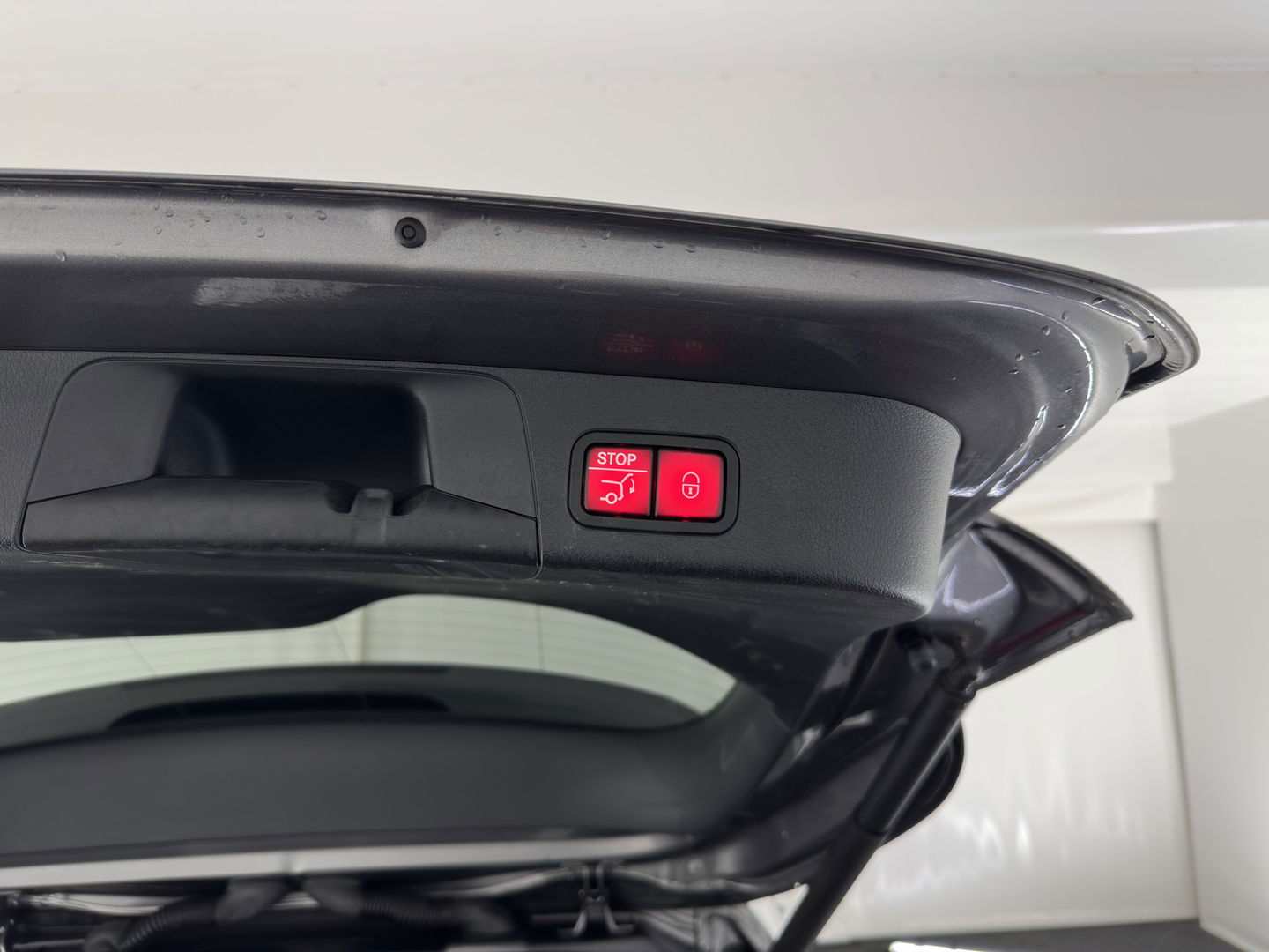 Mercedes-Benz GLB 200 d Premium AMG-Sport-Pack [ VAN ] Aut. *LEATHER-MICROFIBRE | FULL-LED | AMBIENT-LIGHT | WIDE-SCREEN-DIGICOCKPIT | HEATED-SPORTSEATS | KEYLESS | NAVI-FULLMAP | DAB+ | ECC | PDC | CRUISE | 19''ALU*