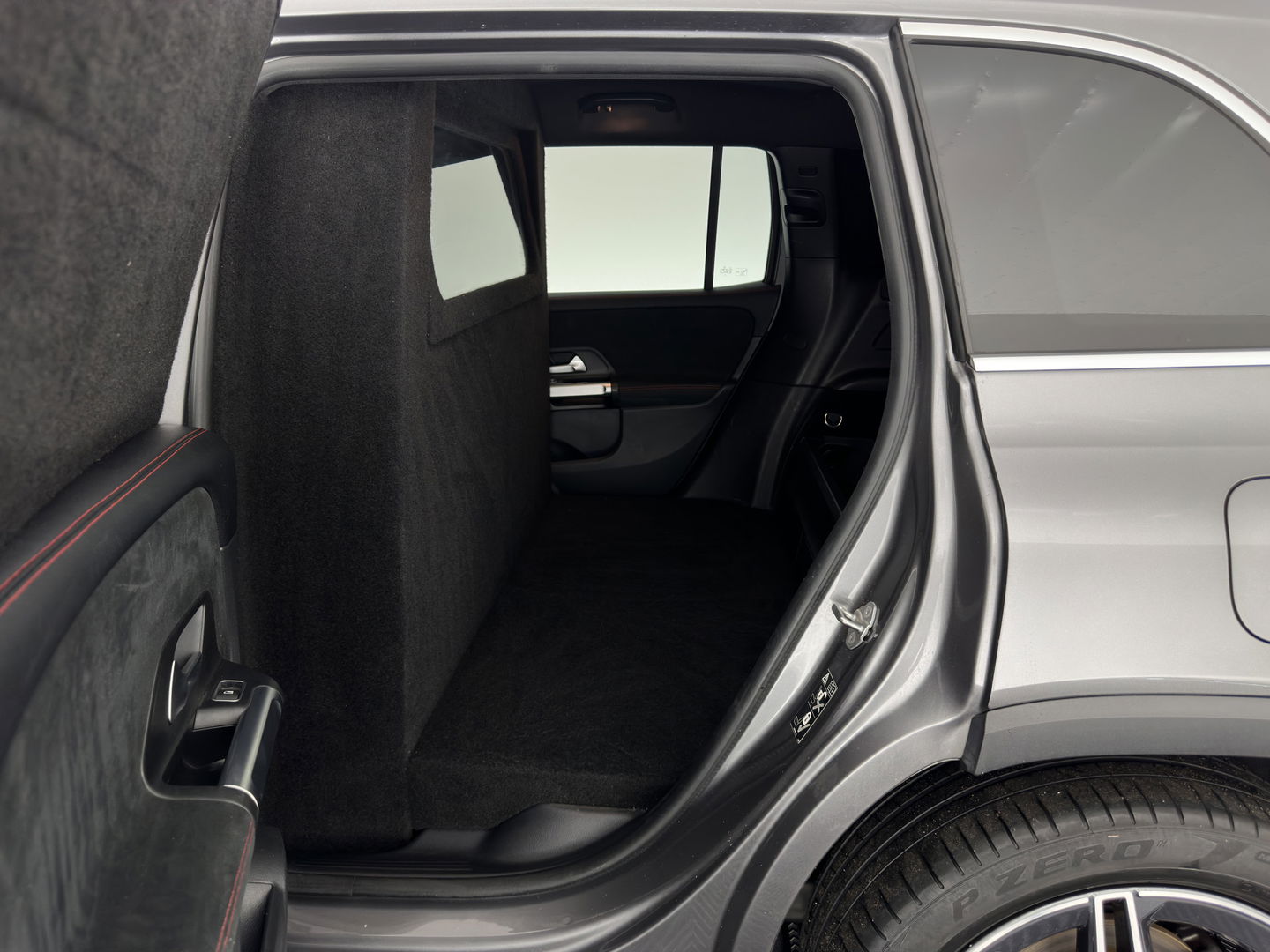 Mercedes-Benz GLB 200 d ( VAN ) Premium AMG-Sport-Pack Aut. *LEATHER-MICROFIBRE | FULL-LED | AMBIENT-LIGHT | WIDE-SCREEN-DIGICOCKPIT | HEATED-SPORTSEATS | KEYLESS | NAVI-FULLMAP | DAB+ | ECC | PDC | CRUISE | 19''ALU*