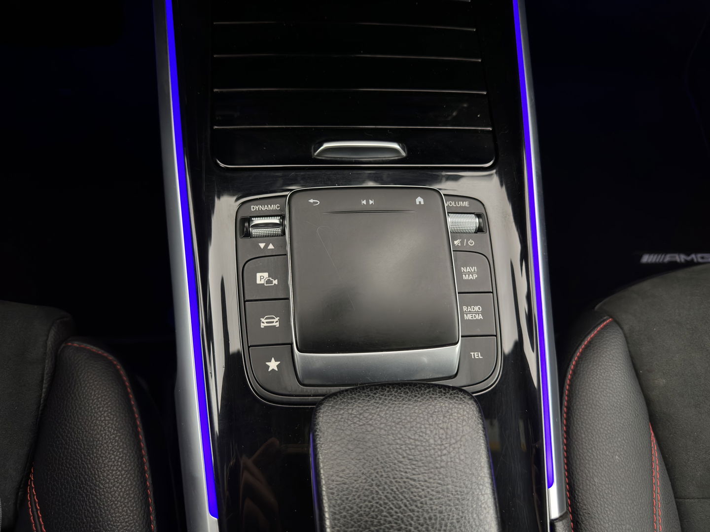 Mercedes-Benz GLB 200 d Premium AMG-Sport-Pack [ VAN ] Aut. *LEATHER-MICROFIBRE | FULL-LED | AMBIENT-LIGHT | WIDE-SCREEN-DIGICOCKPIT | HEATED-SPORTSEATS | KEYLESS | NAVI-FULLMAP | DAB+ | ECC | PDC | CRUISE | 19''ALU*