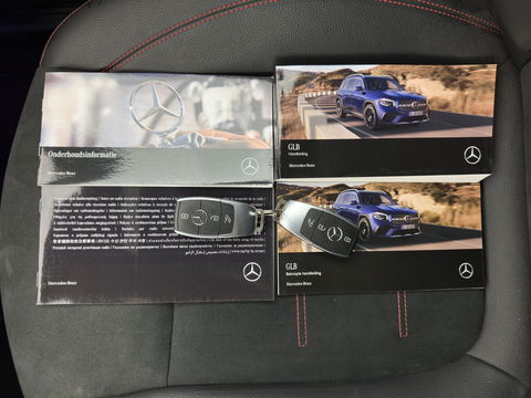 Mercedes-Benz GLB 200 d Premium AMG-Sport-Pack [ VAN ] Aut. *LEATHER-MICROFIBRE | FULL-LED | AMBIENT-LIGHT | WIDE-SCREEN-DIGICOCKPIT | HEATED-SPORTSEATS | KEYLESS | NAVI-FULLMAP | DAB+ | ECC | PDC | CRUISE | 19''ALU*