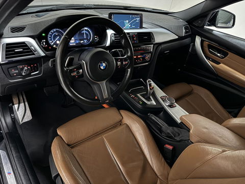 BMW 3 Serie Touring 320i M Sport Pano H/K Leer Camera NAP