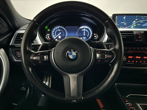 BMW 3 Serie Touring 320i M Sport Pano H/K Leer Camera NAP