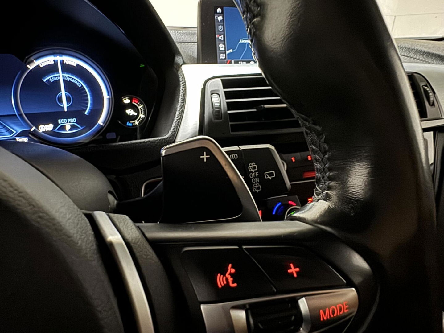 BMW 3 Serie Touring 320i M Sport Pano H/K Leer Camera NAP